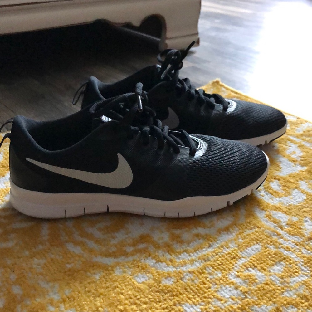 Nike Flex Essential Tr